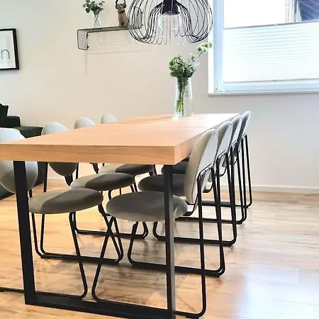 Design 4 Zimmerwohnung In *